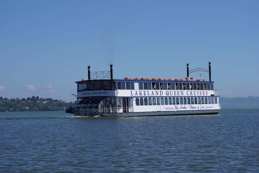 Rotorua: Lake Rotorua Cruise with Buffet Dining Option - Key highlights you will actually notice