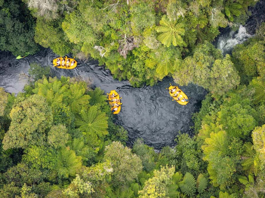 Rotorua Rafting: Kaituna River Rafting Experience-Free Sauna - The 2-hour rhythm, wetsuits on, river time, sauna off