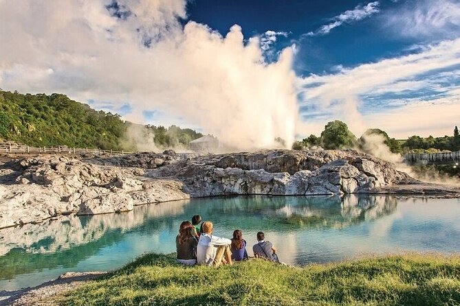 Rotorua Small-Group Day Tour from Auckland - Te Puia geysers and the kiwi house, plus lunch that actually fills you up