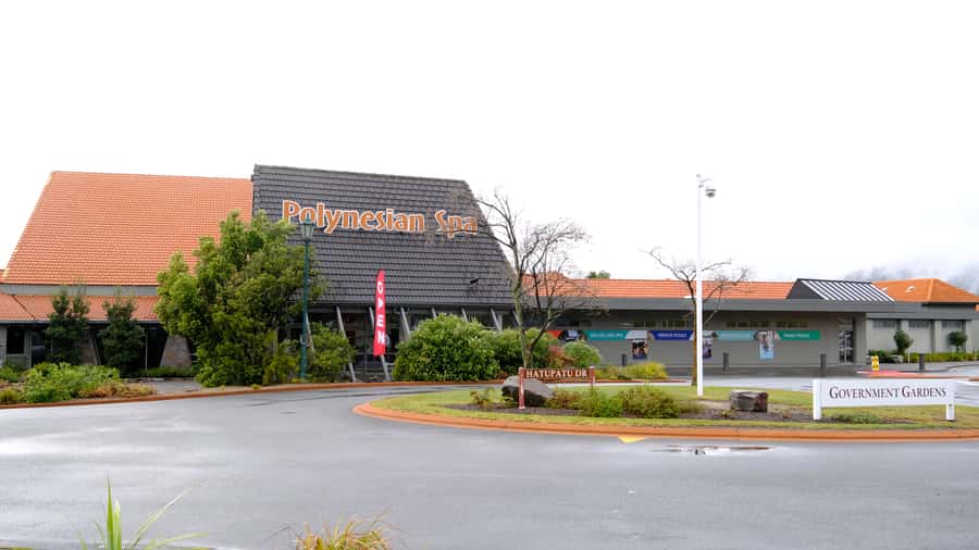 Rotorua: Te Puia Maori Village and Rejuvenation Tour - Te Puia Thermal Valley and the Maori village experience