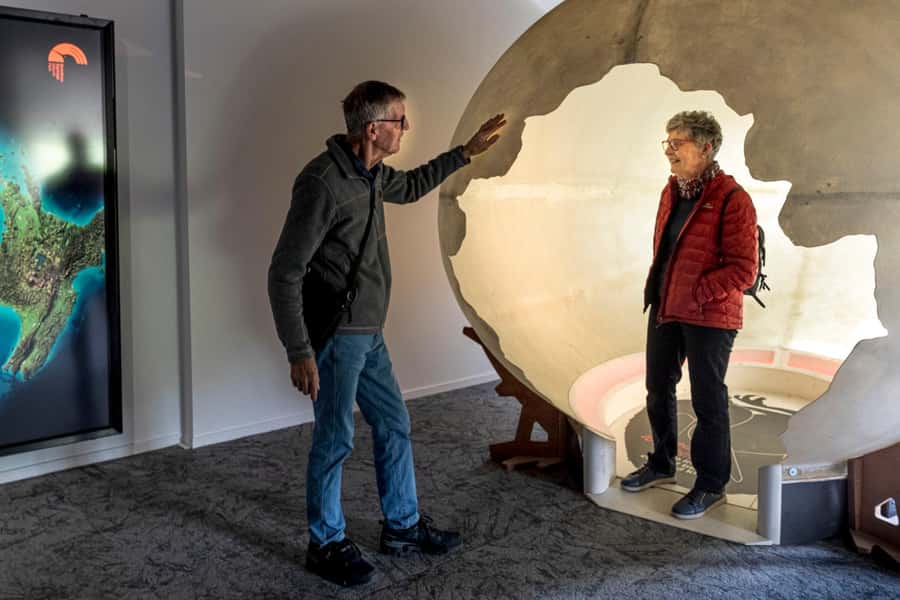 Rotorua: The National Kiwi Hatchery Kiwi Encounter Tour - Rules, comfort, and who should book this