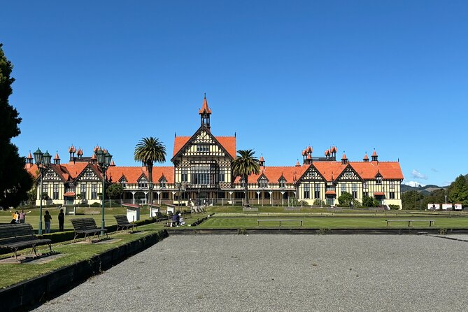Rotorua: WaiOtapu & Redwood forest & Blues springs from Auckland - Blue Spring: the 30-minute turquoise payoff