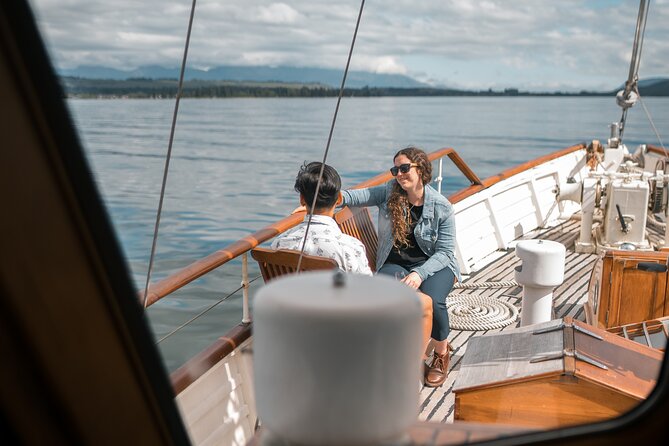 Scenic Cruise & Guided Walk on Historic Motor Yacht Lake Te Anau - Stop 1 in Fiordland: the Te Wahipounamu walk with mountain views