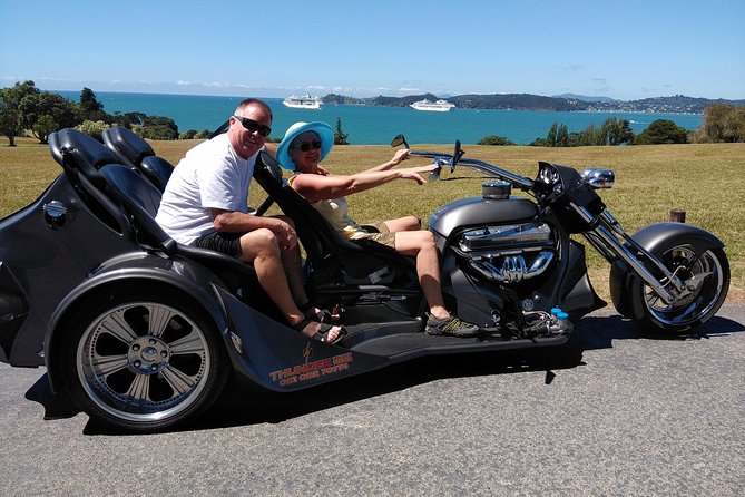 Scenic Tour - Bay of Islands, 30 mins (min2) - Starting at the Paihia wharf, meeting at i-Site