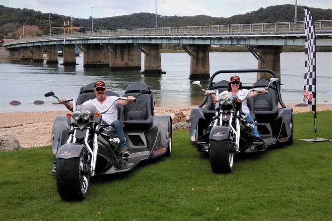 Scenic Tour - Bay of Islands, 30 mins (min2) - Who drives and why it matters for this kind of tour
