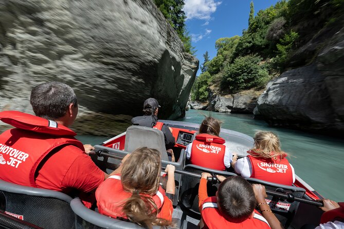 Shotover River Extreme Jet Boat Ride in Queenstown - Parking, lockers, and the souvenir photo option