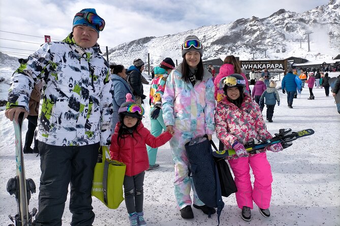 Shuttle Park n Ride to Whakapapa Ski fields - The Drop-Off Matters: Right at the Snow