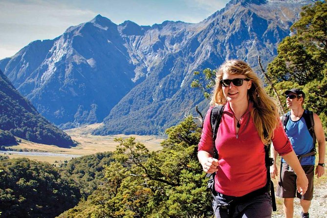 Siberia Experience:Fly-Hike-Jetboat:Wilderness Adventure:Wanaka - The Scenic Flight Over Mt Aspiring: Quick, Stunning, and Window-Ready