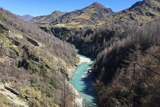 Skippers Canyon Private Half Day 4WD Tour, Queenstown NZ - Gold rush stories and the 1879 Skippers School house