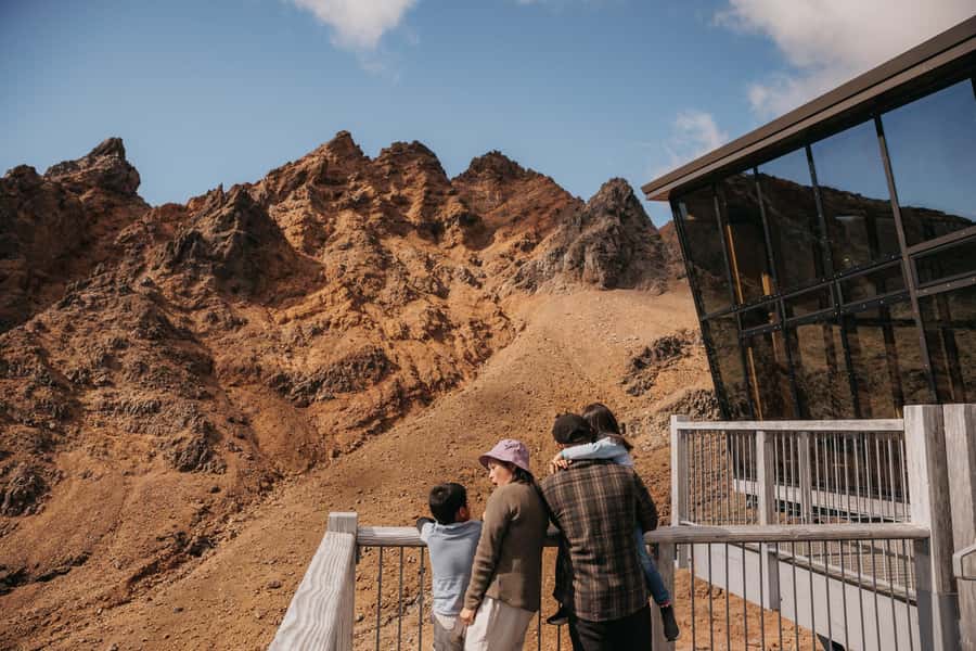 Sky Waka Gondola Ride & Peak Adventures: Entry Ticket - Knoll Ridge Chalet at 2020m: The Place to Slow Down