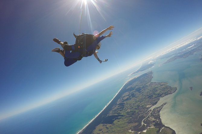 Skydive Auckland - Key things that make this Parakai tandem jump worth it