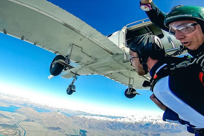 Skydive Mt. Cook - 70+ Seconds of Freefall from 16,500ft - Who should book this skydive, and who might think twice