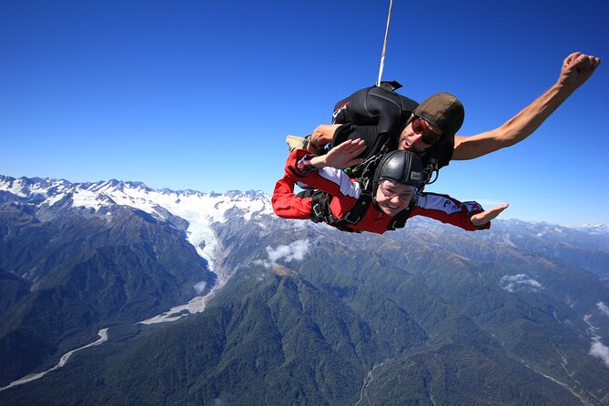 Tandem Skydive 16,500ft from Franz Josef - Why Franz Josef is a tandem jump built for big views
