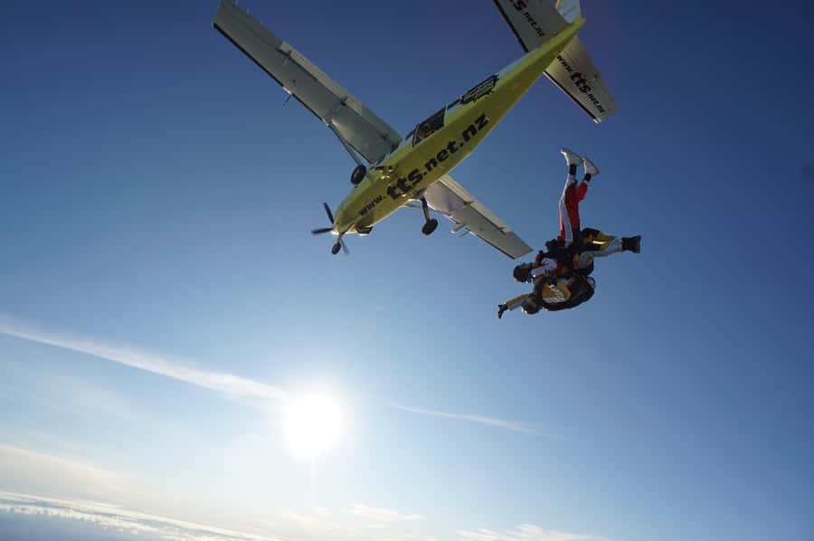 Tandem Skydive Experience in Taupo - Key things that make Taupo’s tandem parachute jump worth it