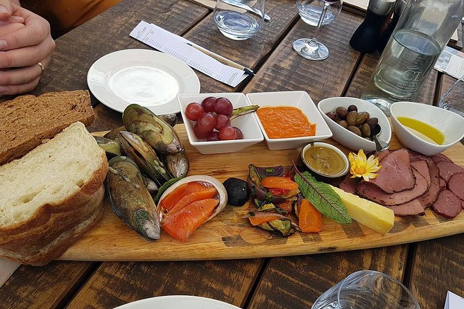 Taste the Valley Wine Tour in Marlborough with Wine Tasting - Who should book this tour, and who should skip it