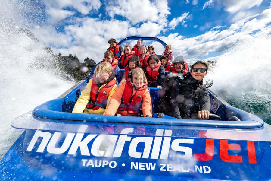 Taupō: Huka Falls 30-Minute Jet Boat Experience - The 30 minutes at speed, spins, and why you may get soaked