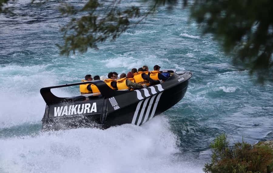 Taupo: Waikato River Jetboating Adventure - Guide energy: why Shannon, Jacob, Kira, and Simon keep getting named