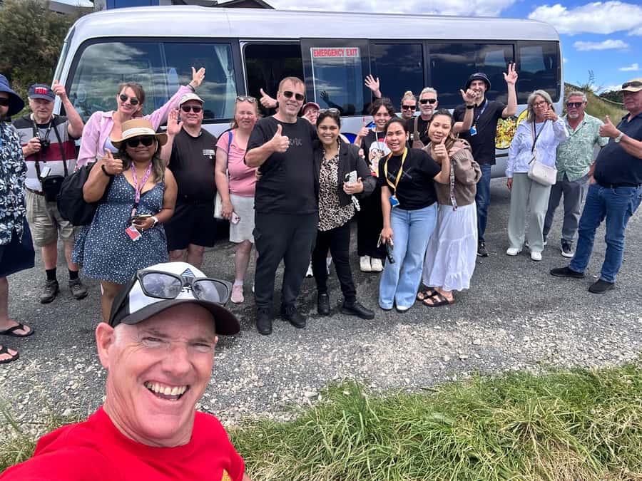 Tauranga City & Scenic Sightseeing 2-hour Local Tour - Harbour Bridge and quick landmark drive-bys: good context, limited linger time