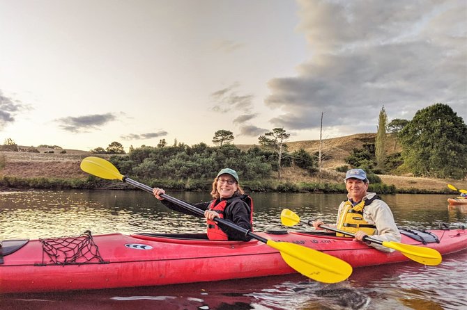 Tauranga: Evening Glowworm Kayak Tour - Food and Drinks: Snack-Style Energy Before the Water