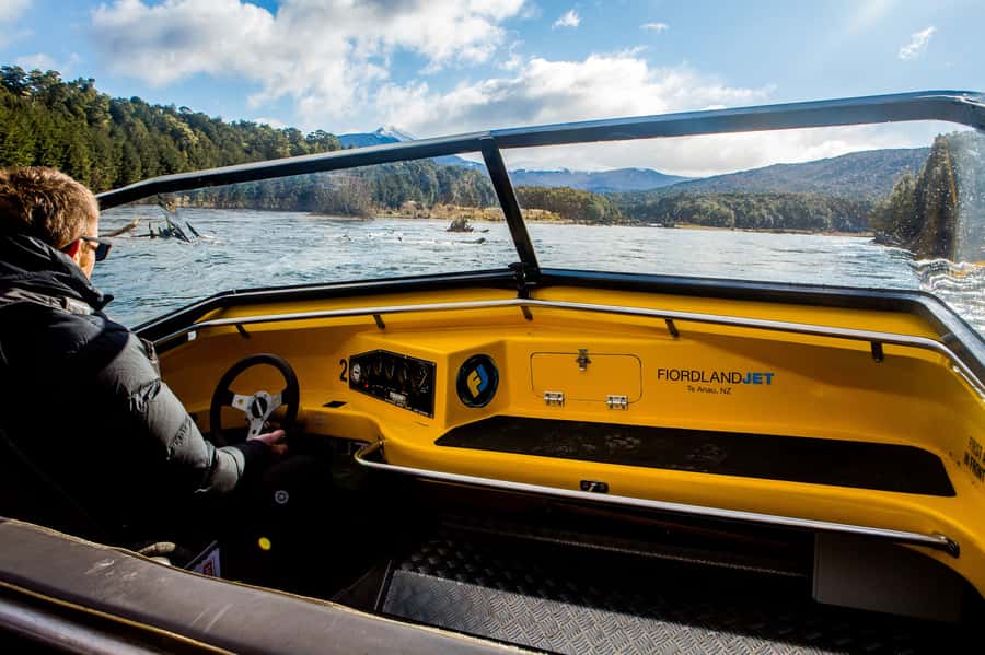 Te Anau: River Jet Boat and Bike Ride Tour with Local Guide - Getting started in Te Anau, from quick check-in to Queen’s Reach ramp