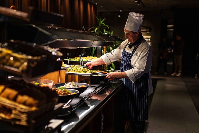 Te Puia: Te Pō Indigenous Evening Experience with Dinner - Te Puia at dusk: why this night show hits different