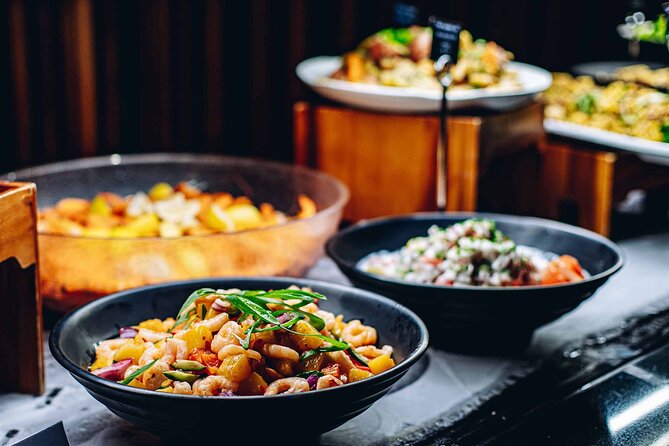 Te Puia: Te Pō Indigenous Evening Experience with Dinner - Hangi buffet dinner: what you should expect to eat