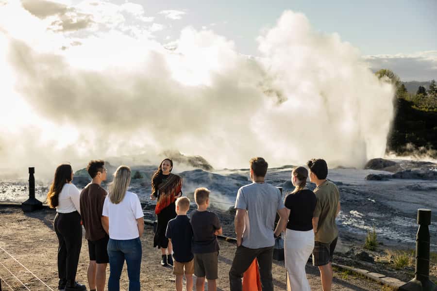 Te Puia: Te Rā Guided Day Tour - Key things that make Te Rā worth your time