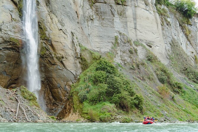 The Boulders Scenic Half Day Float on the Rangitikei River - The Downstream Drift After Lunch: Gentle Motion, Real Time to Look