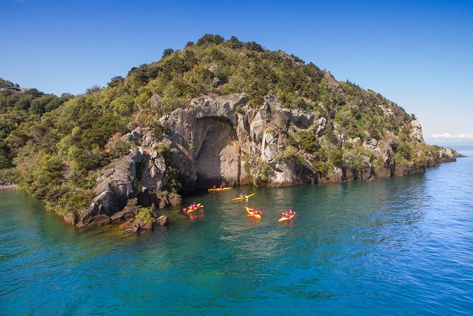The Maori Carvings Half Day Kayak - Paddling from Jerusalem Bay to the rock carvings