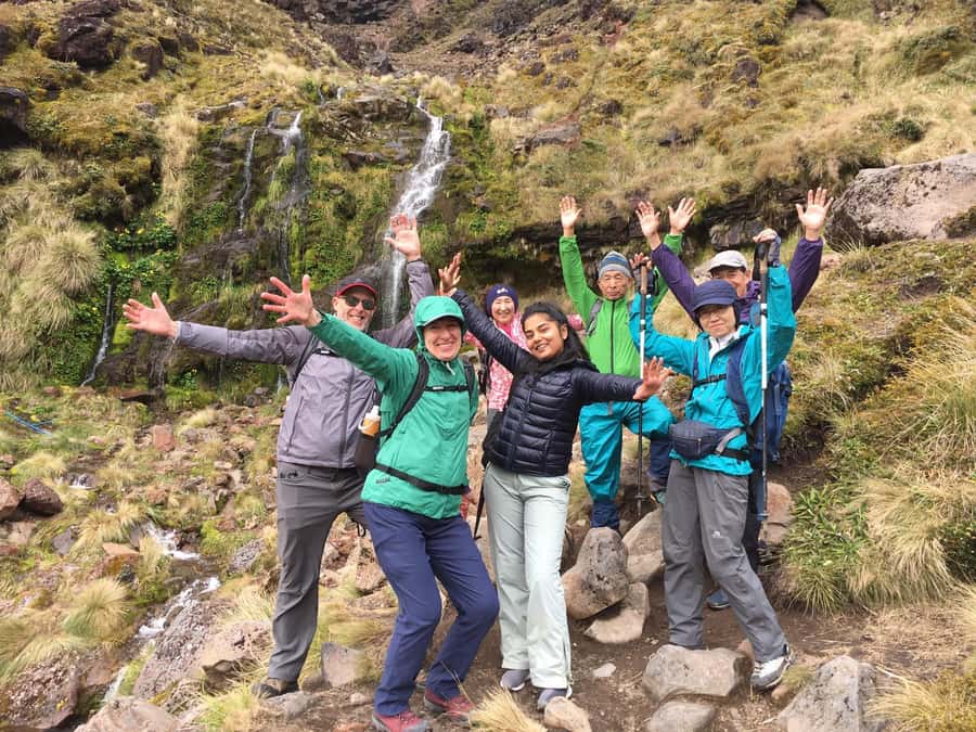 Tongariro Alpine Half Day Guided Group Walk - Getting to the start: 53 Carroll Street and a smooth 4-hour rhythm