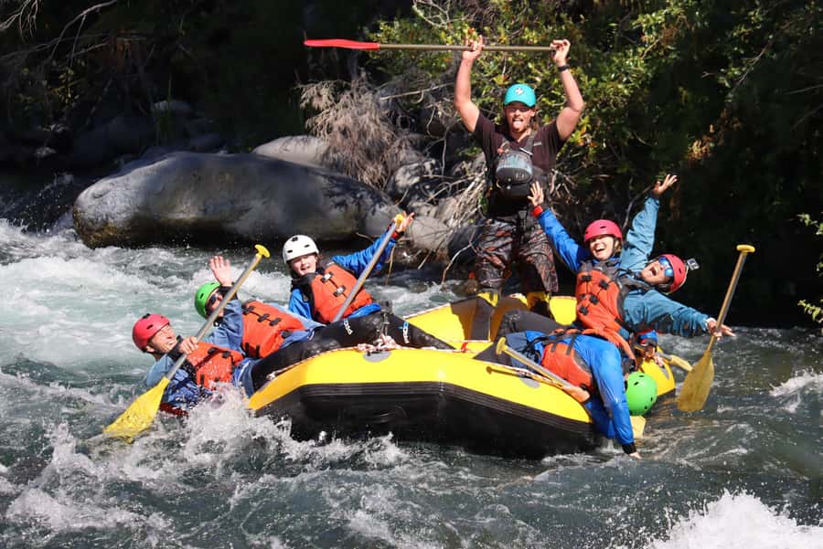 Tongariro River: Grade 3 Whitewater Rafting - Who should book this Grade 3 Tongariro rafting, and who should pass