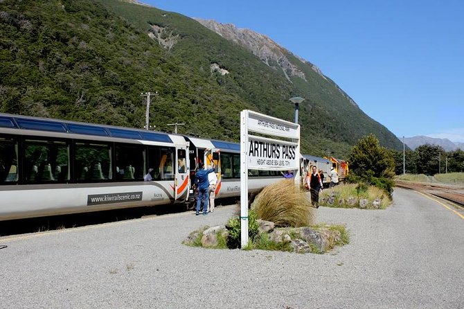 TranzAlpine Train, Arthur's Pass and Castle Hill Day Trip - Onboard the TranzAlpine: comfort, windows, and audio you control