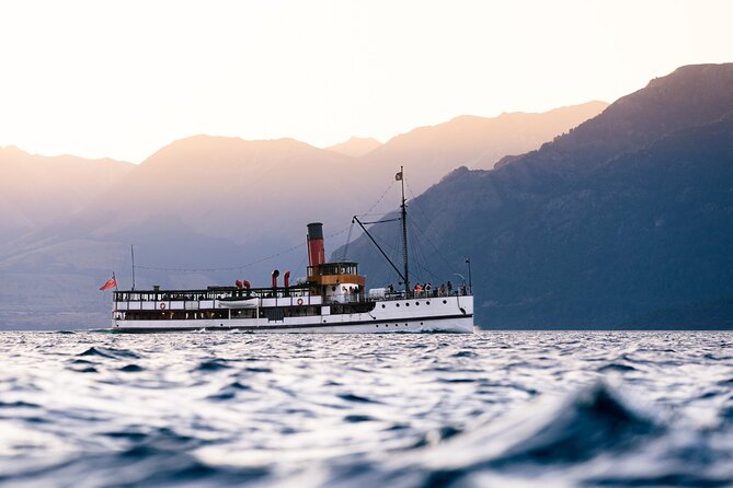 TSS Earnslaw Lake Wakatipu Steamship Cruise from Queenstown - Food and drink on the TSS Earnslaw café, plus ordering tips