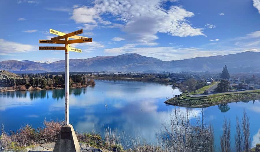 Ultimate Lake Dunstan Bike Hire, Shuttles And Boat Return - Cromwell to Clyde: the ride that turns a commute into a story