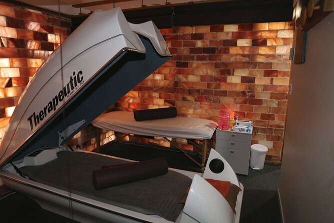 Vibrosaun Therapy Experience - Inside the Capsule: Dry Sauna Heat, Vibration, and That Music Layer