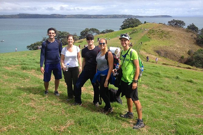 Waiheke Island Double Headland Coastal Walk - Matiatia and Church Bay: the 5-hour coastal hike, paced for real feet
