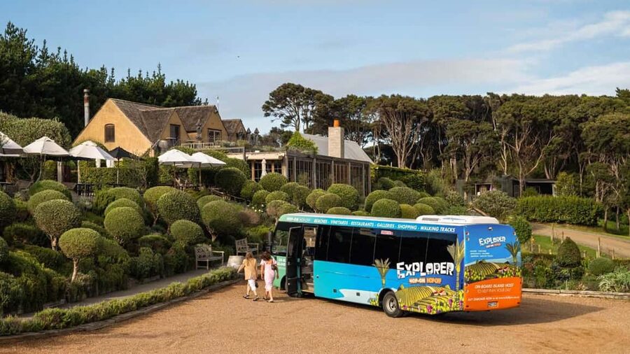 Waiheke Island: Ferry & Hop-On Hop-Off Explorer Bus Tickets - The People Factor: Guides and Drivers Make It Better