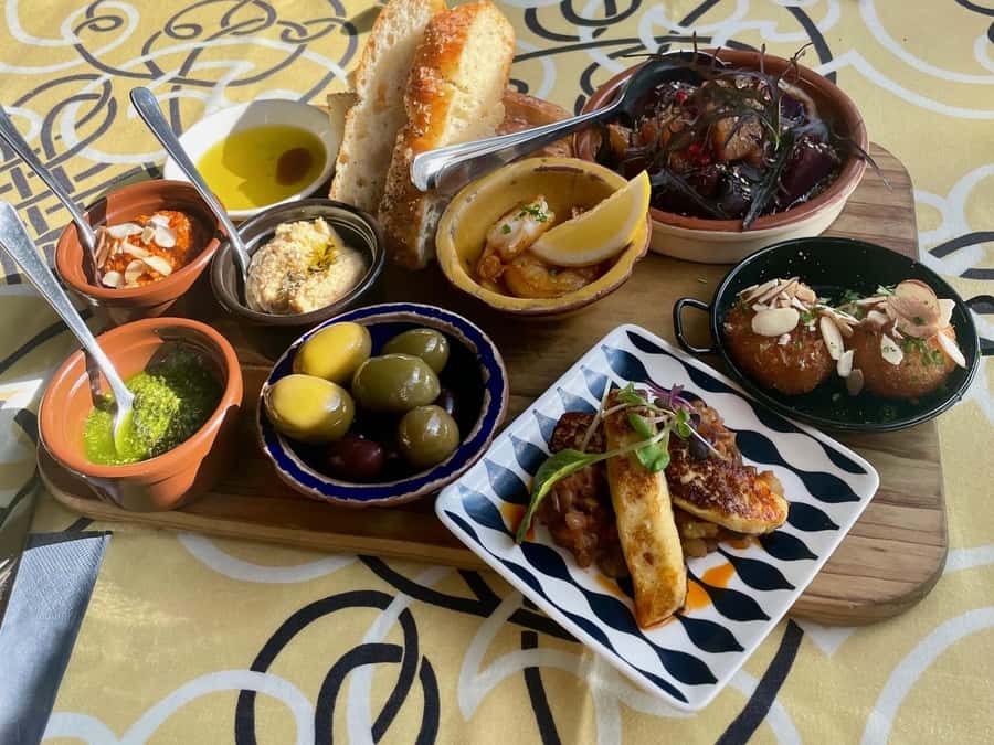 Waiheke Island Gourmet Food and Wine Tour with Lunch - Price and value: what $188 buys you in real terms