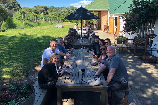 Waiheke Island Premium Wine Tour with Tastings - Lunch at the vineyard: expect it, but don’t assume it’s quick