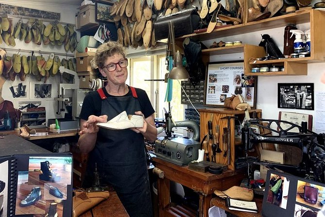 Waiheke Island Private Art Tour - Sue Engels Shoemaker: Craftsmanship You Can Actually Wear