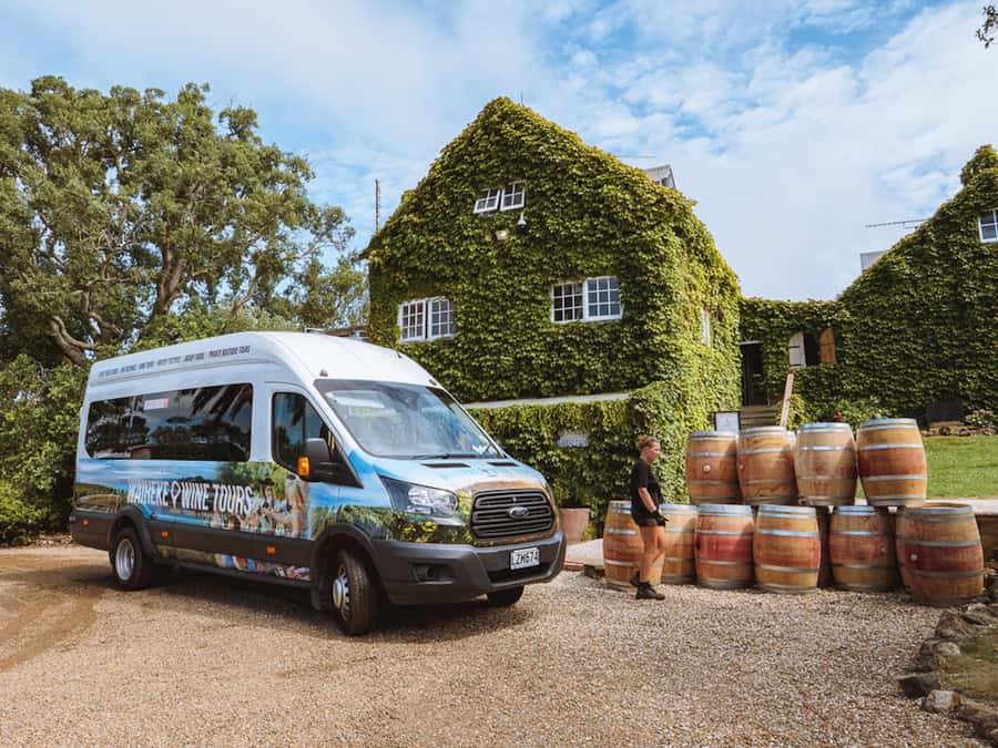 Waiheke Island: Scenic Island Wine Tour & Local Wine Tasting - Thomas Batch Vineyard: the view stop that anchors the day