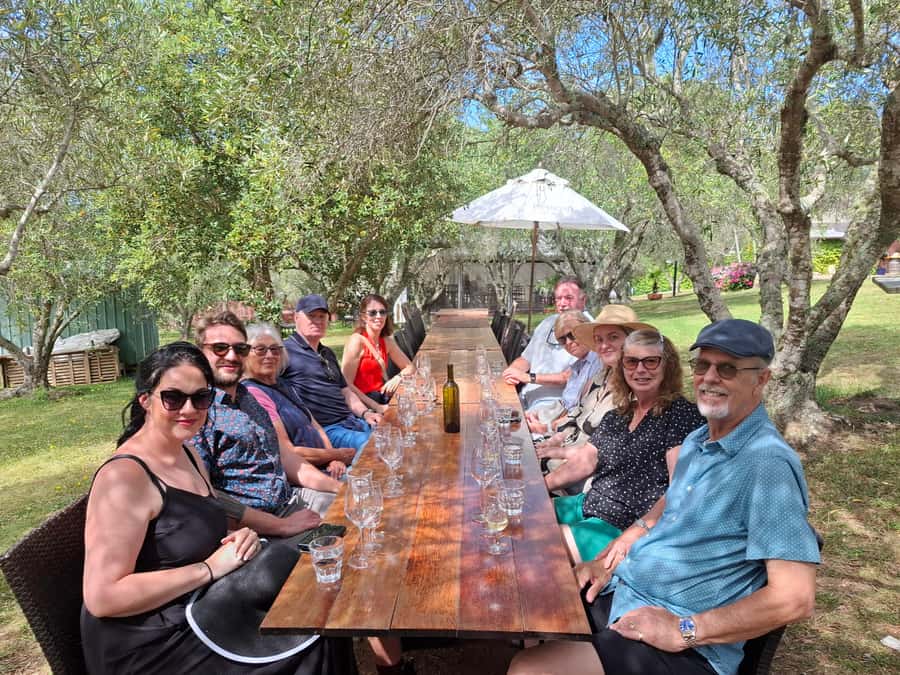 Waiheke Island: Sip and Savor 3 Vineyards Tour with Lunch - Vineyard Stop Two: Food Pairing Tastings That Actually Change the Glass