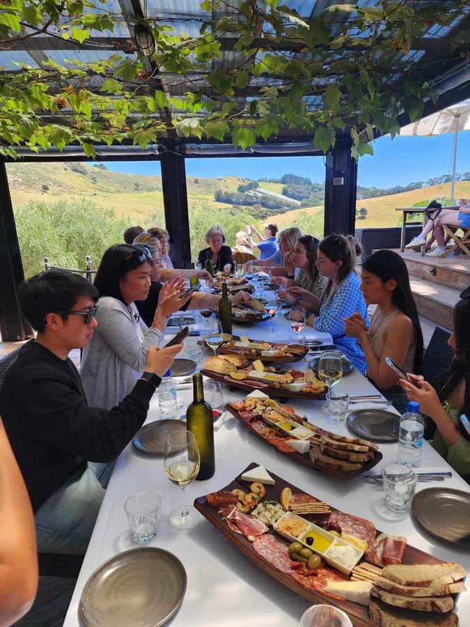 Waiheke: Scenic Taste and Graze Tour with Wine, Whisky, Beer - The Heke Kitchen, Brewery and Distillery: when whisky and beer take the stage