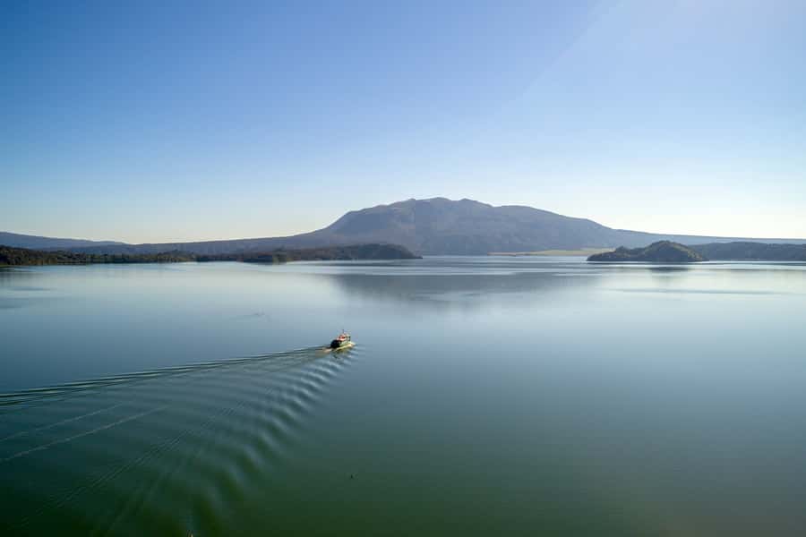 Waimangu: Volcanic Valley Walk and Lake Rotomahana Cruise - Waimangu and Lake Rotomahana: what this “walk plus cruise” really delivers
