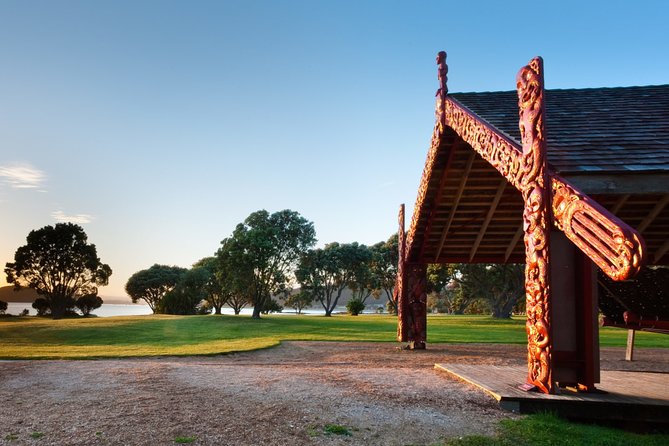 Waitangi Treaty Ground Day Trip Private Transport From Auckland - Price and value: what $496.46 per group really means