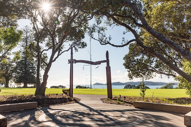Waitangi Treaty Grounds Admission - Cultural performance and powhiri welcome at the meeting house