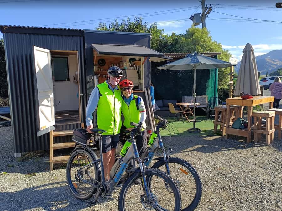 Wānaka And Hāwea: Trail Ride on Bike or E-Bike - Should you book this bike ride from Hāwea to Wānaka?