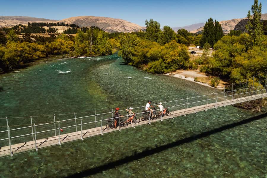 Wānaka: Gladstone Track and Wanaka Trails on Bike or eBike - Timing, stamina, and who should choose bikes vs e-bikes