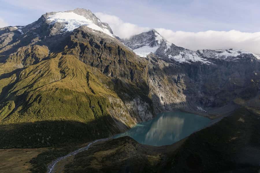Wānaka: Heli Siberia - Helicopter Flight, Hike & Jet Boat - Flying Over Mount Aspiring National Park and Lake Crucible