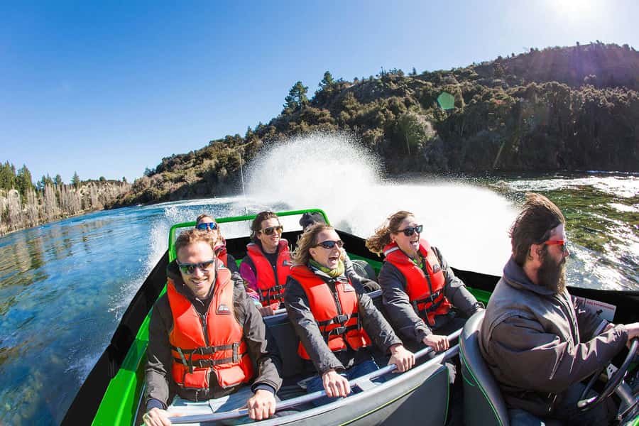 Wanaka: Jet Boat Ride on Clutha River - The Hamilton Spin and why it’s more than just a wow moment